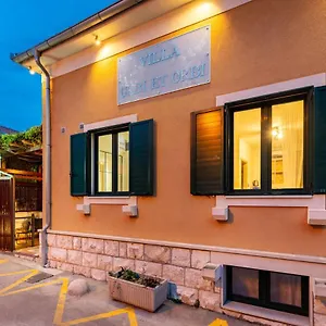  Apartment Urbi Et Orbi 2