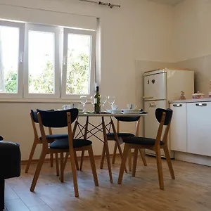 Nora Wine House Apartamento